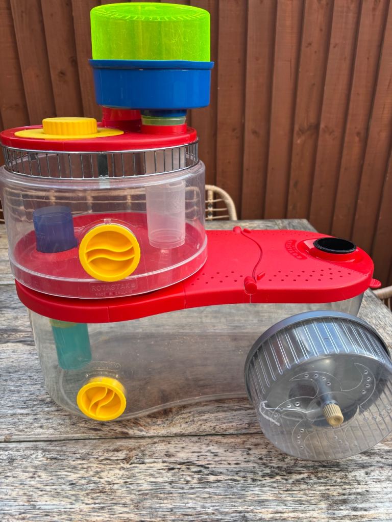 Hamster cage 