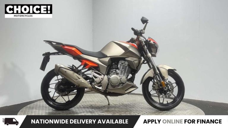 Zontes T 2017 ONLY 3K LONG MOT NAKED 250CC 2 FORMER OWNERS
