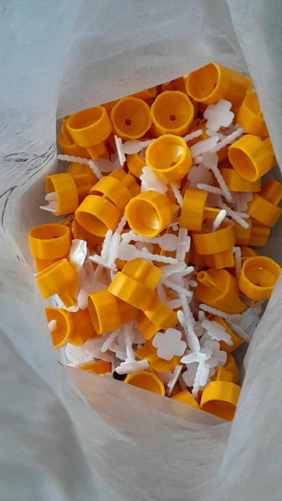 image for NEW Tile Spacers and Tile Levelling Wedges Job Lot 