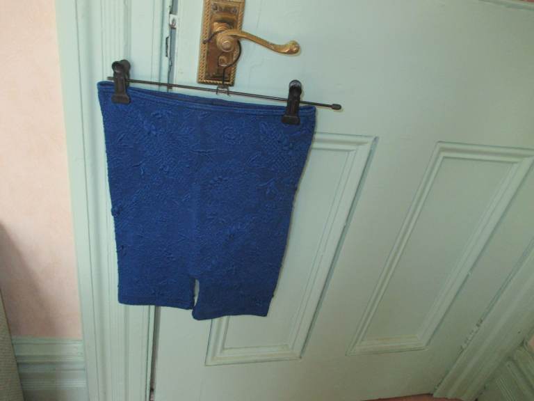 GOLDEN APPLE CYCLE SHORTS