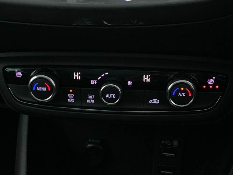 2022 Vauxhall Crossland 1.2 Turbo [130] Ultimate 5dr Auto Crossover/SUV PETROL Automatic