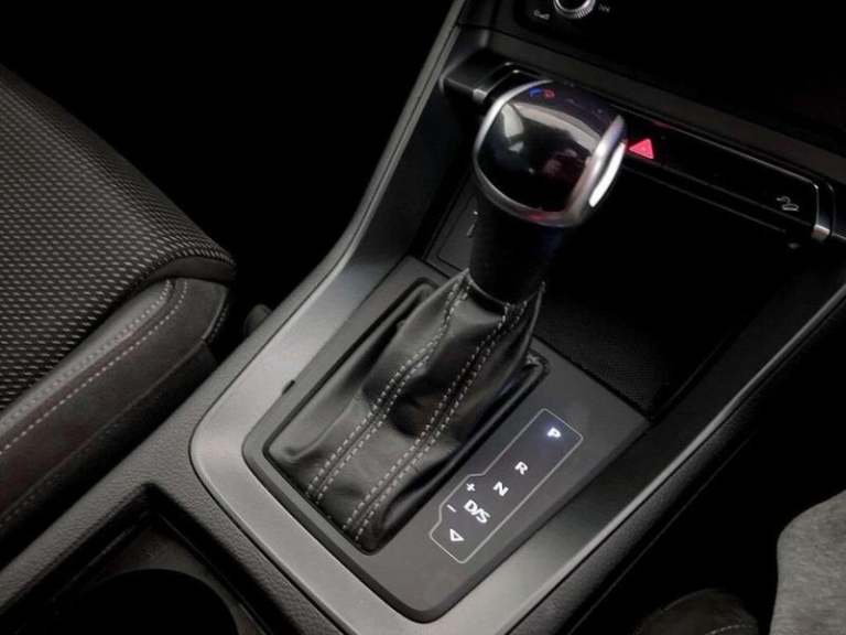 2021 Audi Q3 1.4 TFSIe 45 S line S Tronic Euro 6 (s/s) 5dr 13kWh Automatic SUV Hybrid Automatic