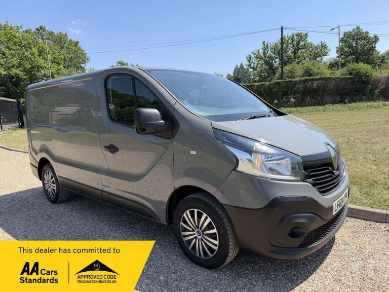 2018 Renault Trafic 1.6 dCi 27 Business SWB Standard Roof Euro 6 5dr PANEL VAN Diesel Manual