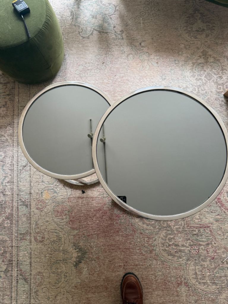 Set of two mirrored coffee/lamp tables
