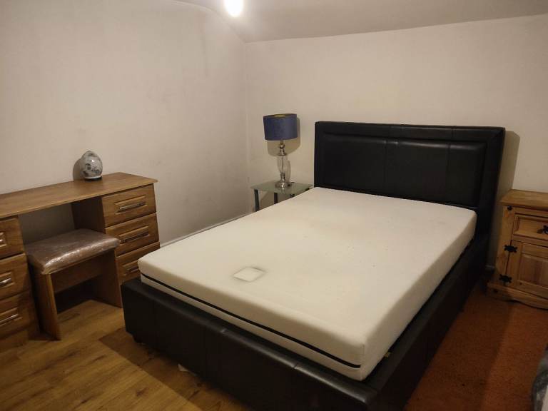 Self contained accomodation 