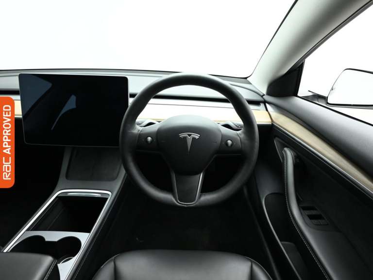 2021 Tesla Model 3 Standard Range Plus Saloon 4dr Electric Auto RWD (241 bhp) Saloon ELECTRIC Aut...