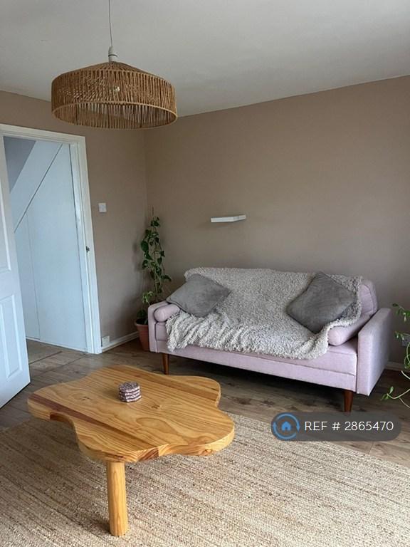 2 bedroom flat in Amblecote House, Cambridge, CB1 (2 bed) (#2865470)