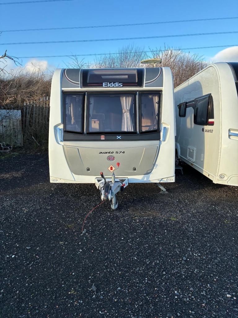 2017 Elddis Avante 574