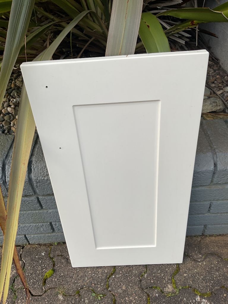 B&Q IT Shaker Kitchen Door Ivory / Cream 40cm x 71 cm