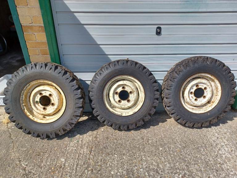 Land Rover Wheels & Tyres
