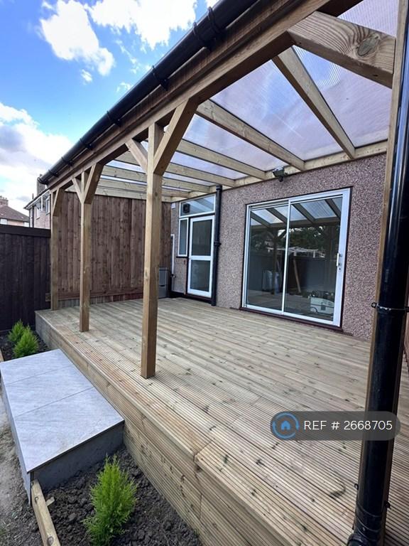3 bedroom house in Northover, Bromley, BR1 (3 bed) (#2668705)