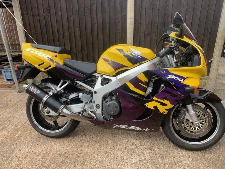 Honda CBR900RR Fireblade 1997 