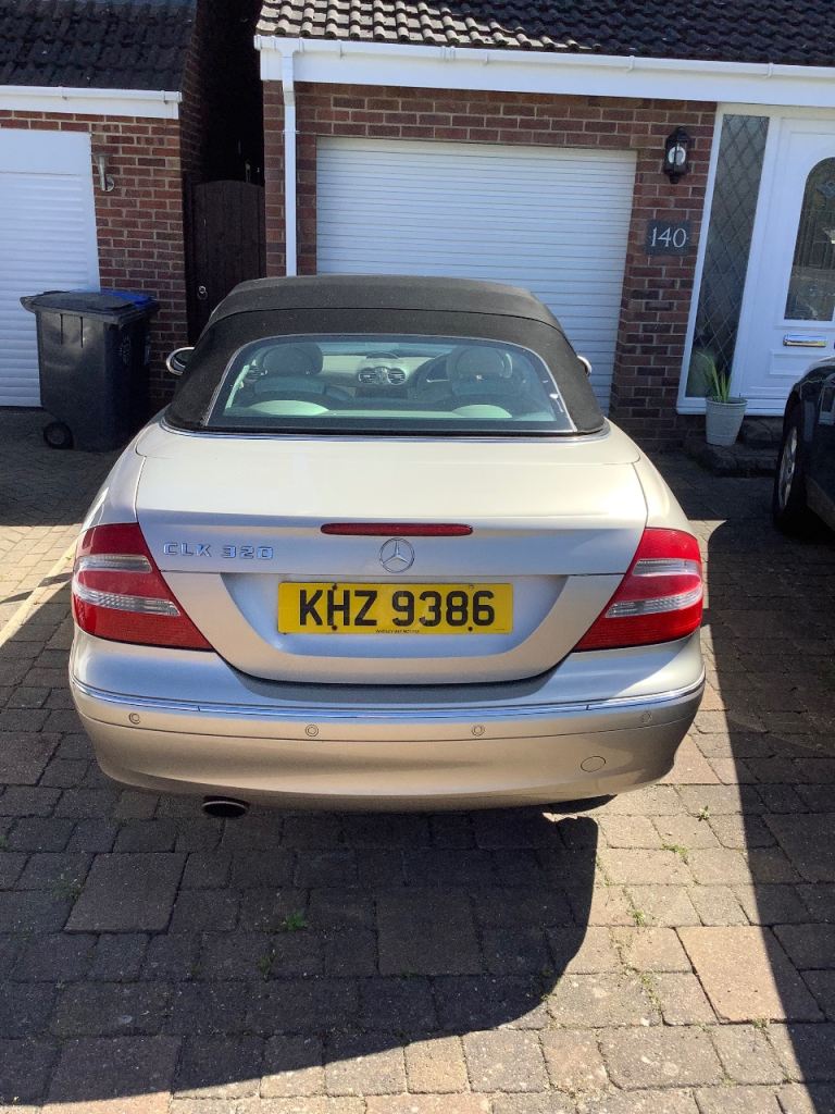 2003 Mercedes CLK 320 