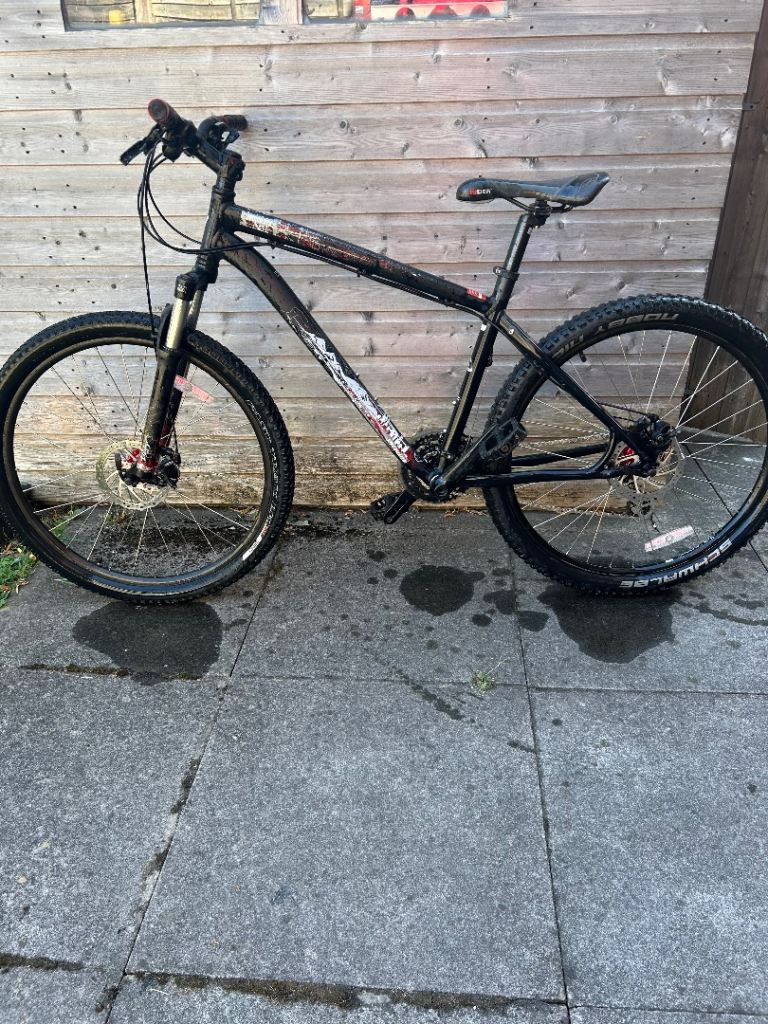 Adult mountain bike ( SPECIALIZED )