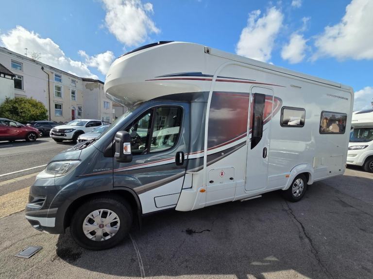 Auto-Trail Apache 634 luxury 2 berth DIESEL MANUAL 2018/18