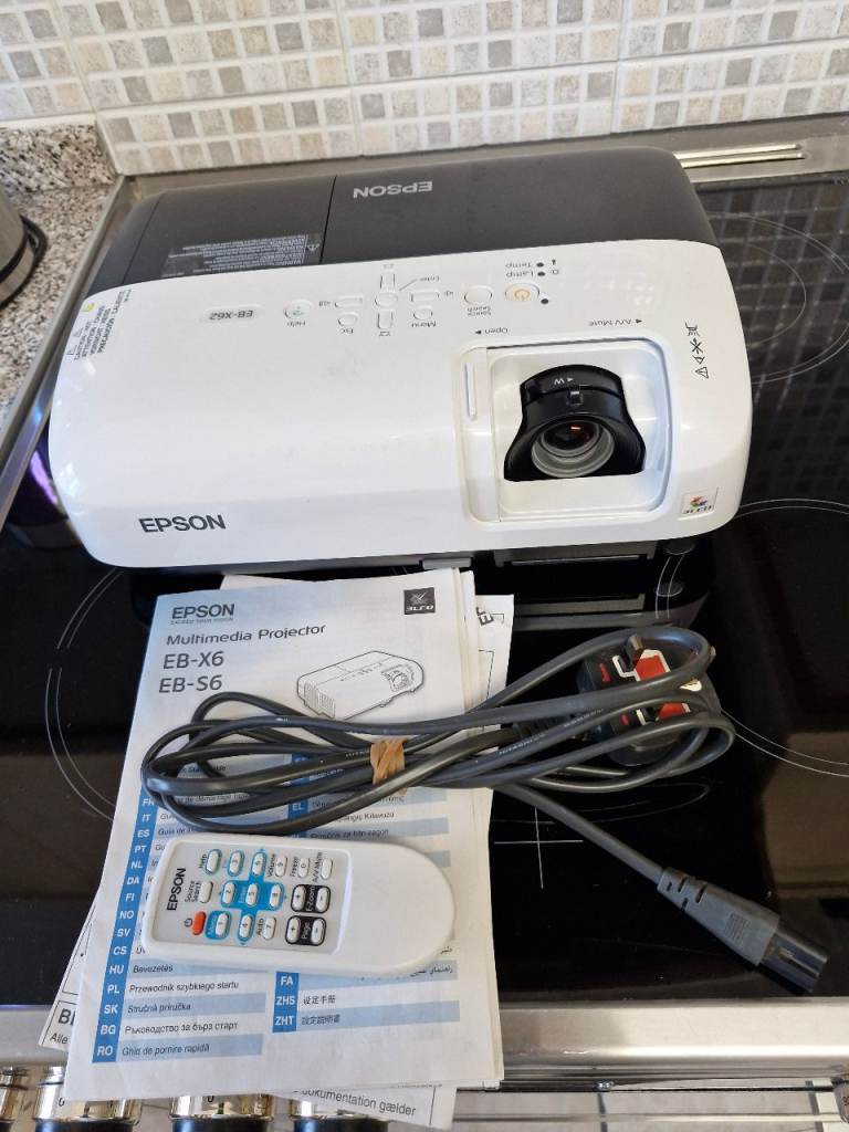 Epsom EB-X62 projector