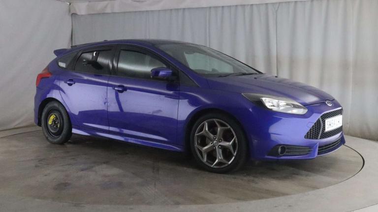 2014 Ford Focus 2.0T ST-2 5dr HATCHBACK PETROL Manual