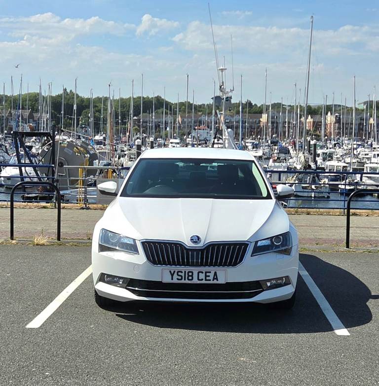 Skoda, SUPERB, Hatchback, 2018, Semi-Auto, 1968 (cc), 5 doors