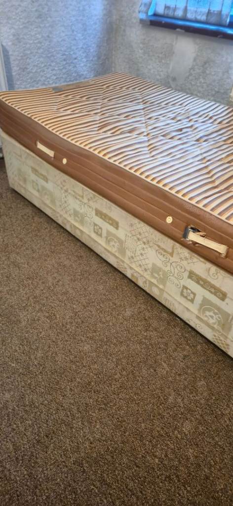 Single Divan Bed with Mattress