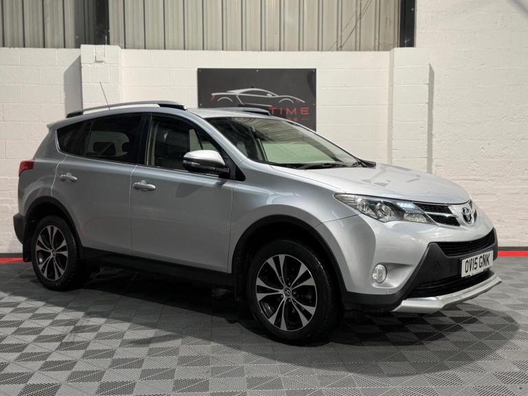 2015 Toyota RAV4 2.2 D-4D Invincible 5dr ESTATE DIESEL Manual