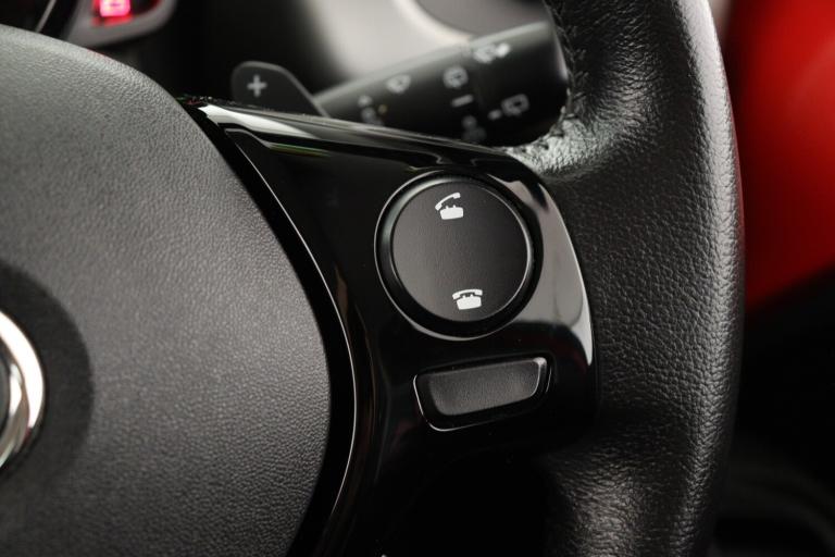 2017 Toyota AYGO 1.0 VVT-i X-Play 5dr x-shift HATCHBACK PETROL Automatic