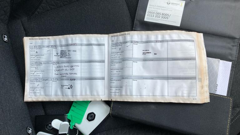 2022 Renault Clio 1.6 E-TECH Hybrid 140 Iconic 5dr Auto HATCHBACK PETROL/ELECTRIC Automatic