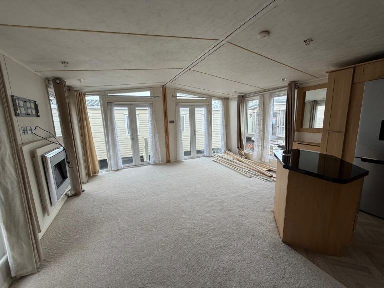 BRENTMERE MARLBOROUGH 40X16 • 2 BED LODGE • WIDE • OFF SITE SALE ANNEX 