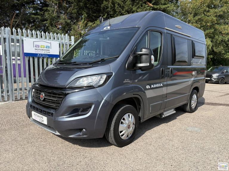 2016 Adria Twin 500 - SWB - Manual - 2 Berth - Toilet - Shower