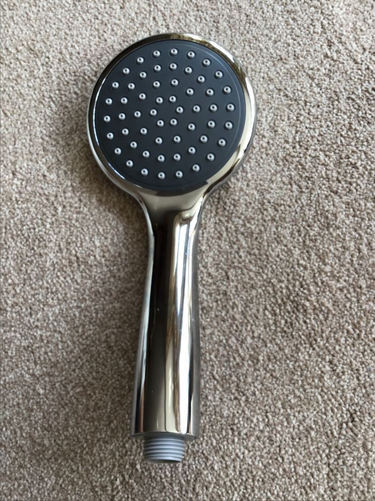 SHOWER HEAD BRAND NEW. CHROME SHOWER HEAD - POST OR COLLECT WEYBRIDGE SURREY