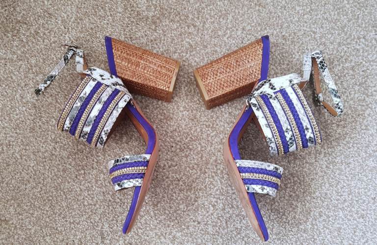 image for Vincenza Italian royal blue and snake pattern leather sandals Size 40/7