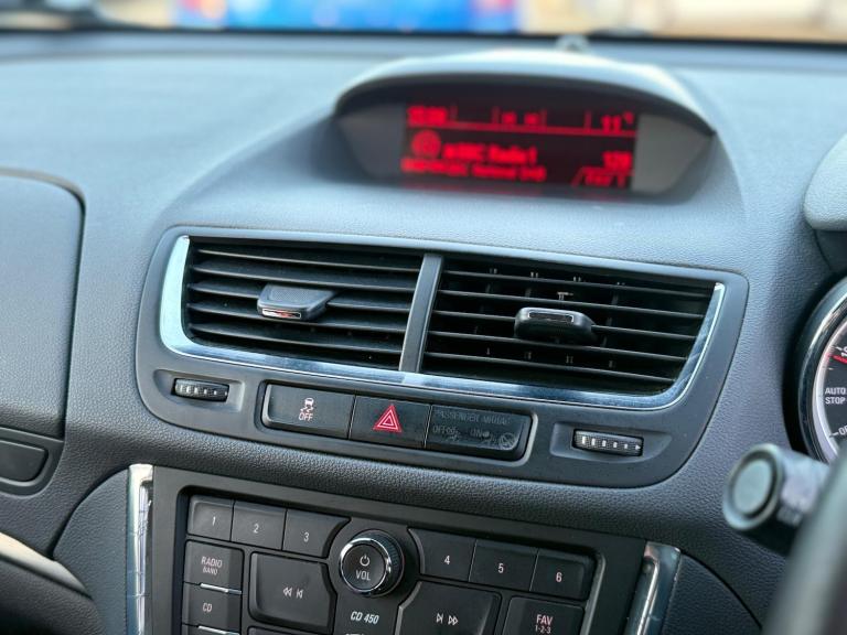 2014 Vauxhall Mokka 1.4T SE 5dr 4WD HATCHBACK PETROL Manual