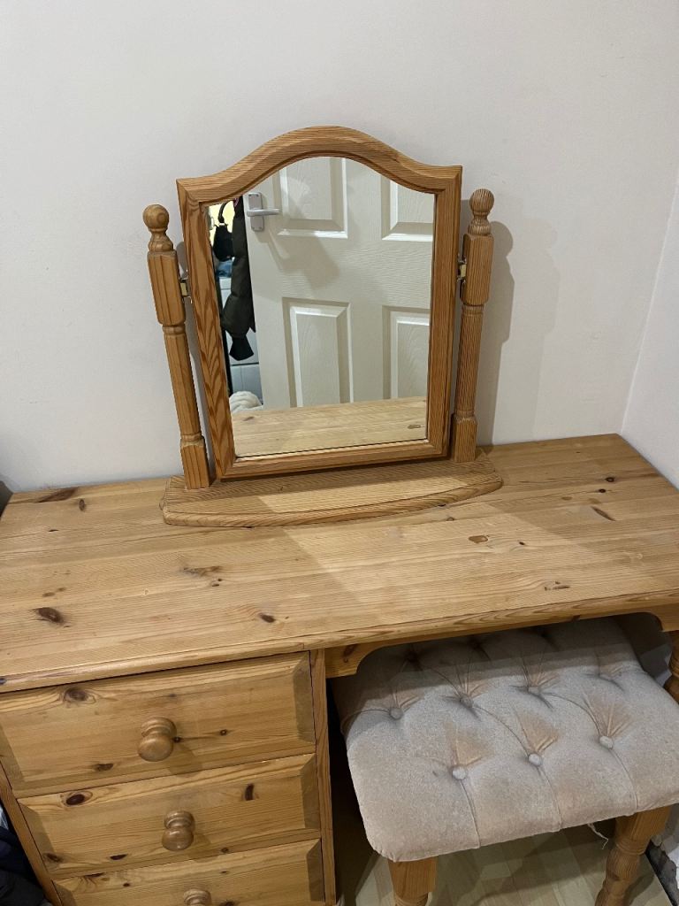 Pine Dressing Table 