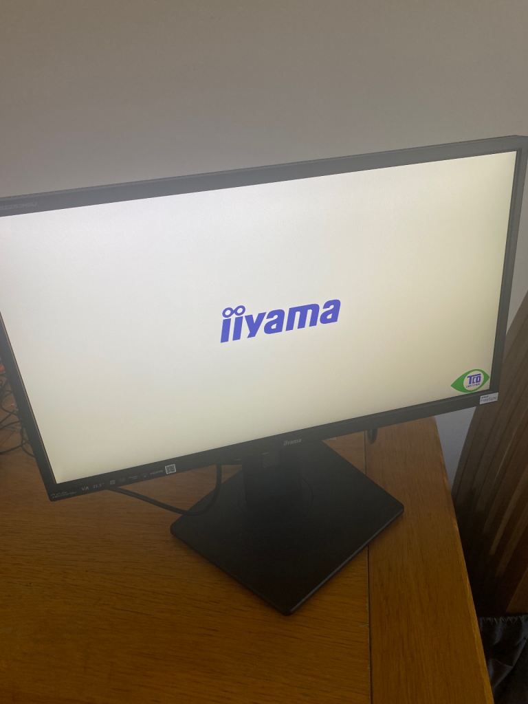 Iiyama 21.5 inch PC/laptop monitor - New 