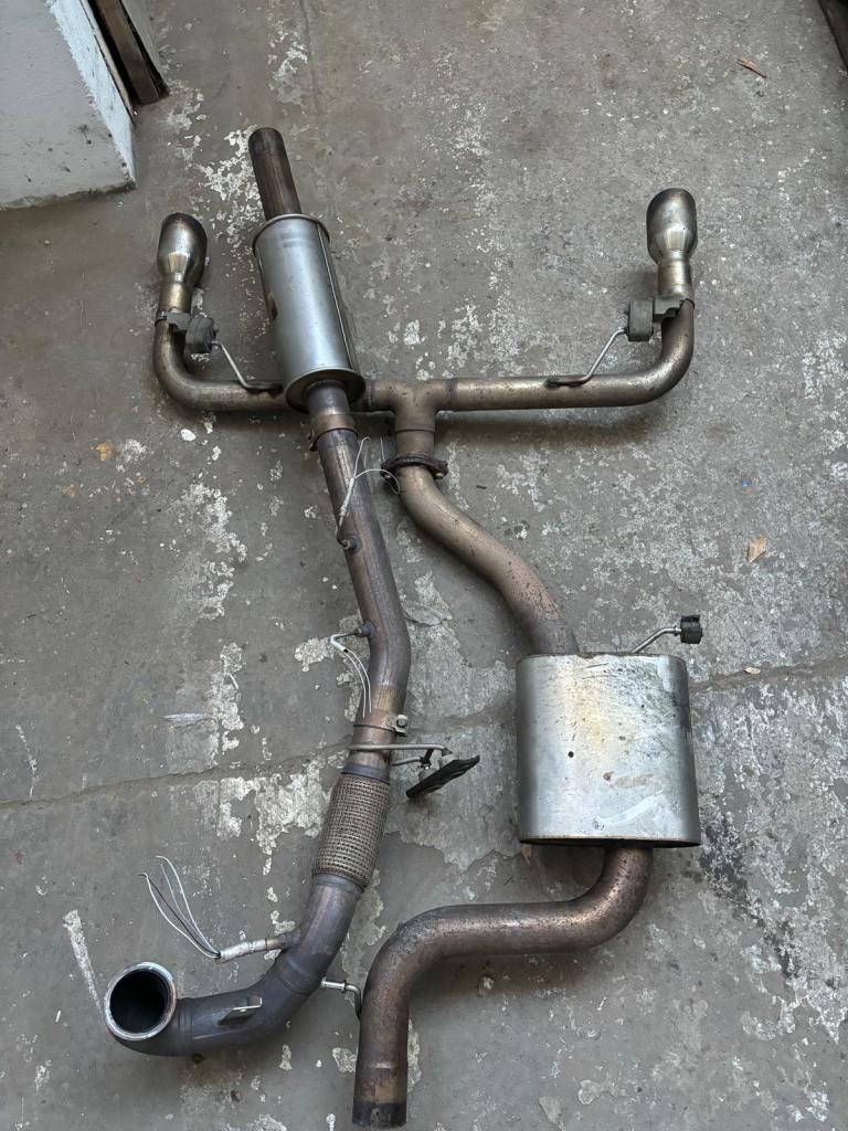 Miltek exhaust 3.5” with down pipe exhaust mk7.5gti 