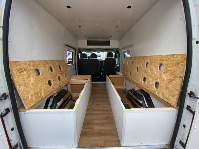 2009 Ford Transit Medium Roof Van TDCi 85ps PANEL VAN DIESEL Manual