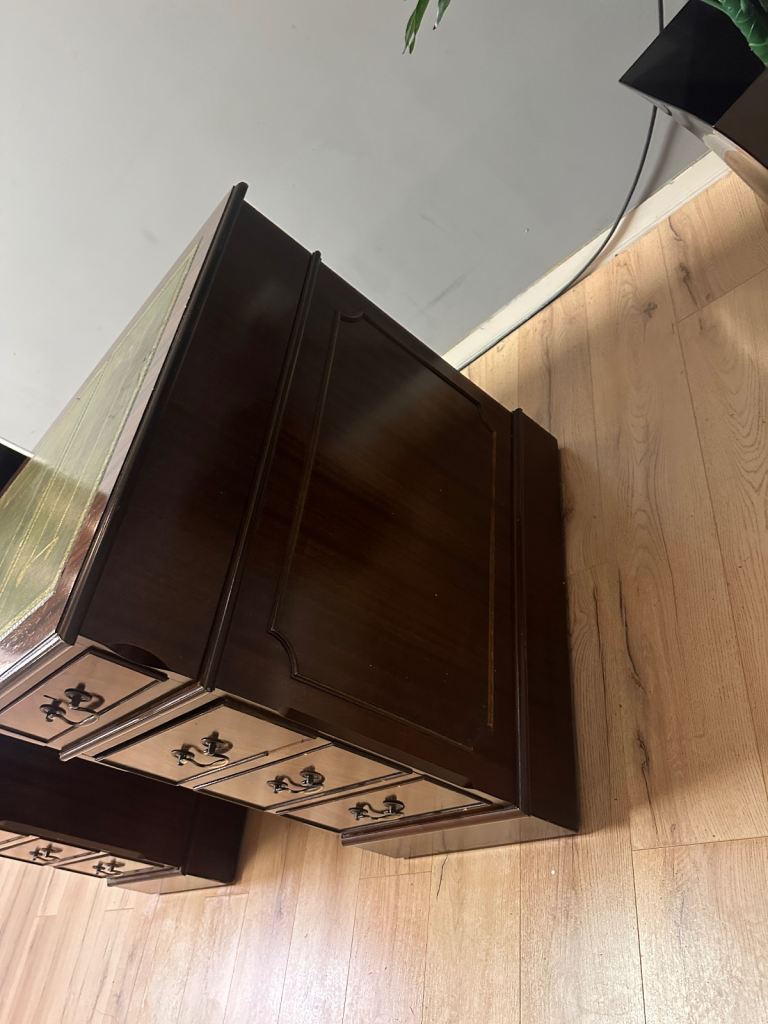 Large Antique Style Captains Bankers Desk Green Leather Twin Pedestal Partners #32