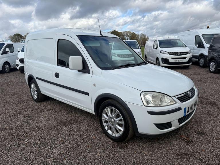 2010 Vauxhall Combo 1.3 CDTi 1700 16v SE 3dr CAR DERIVED VAN Diesel Manual
