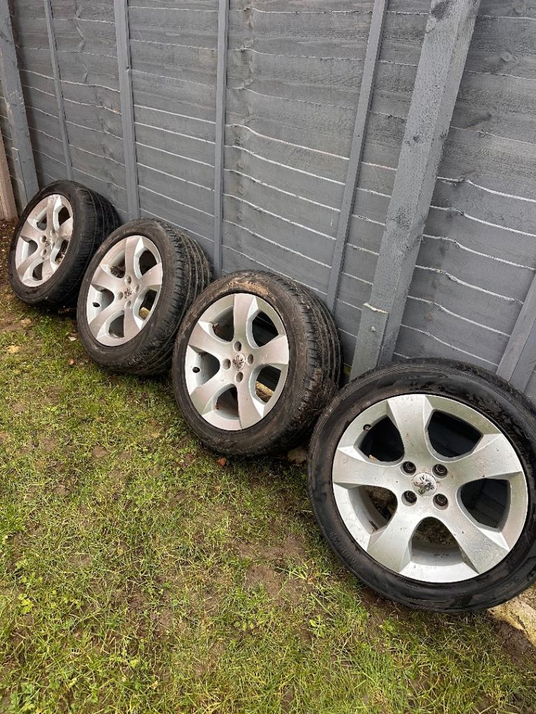 Peugeot 3008 wheels 17’