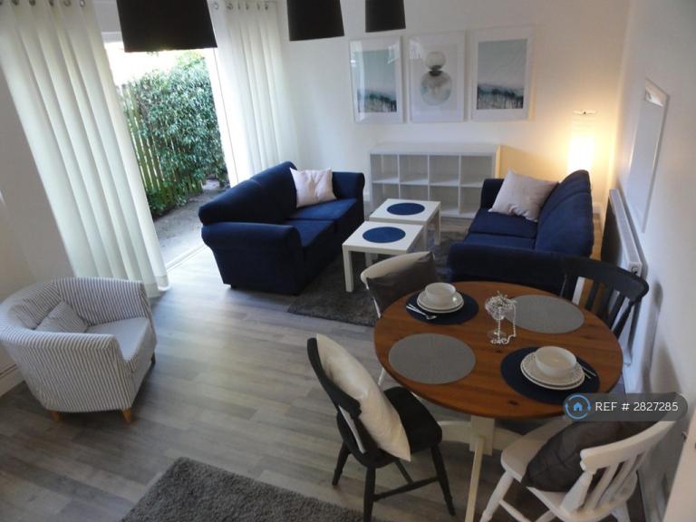 3 bedroom house in Burntwood Grange Road, London, SW18 (3 bed) (#2827285)