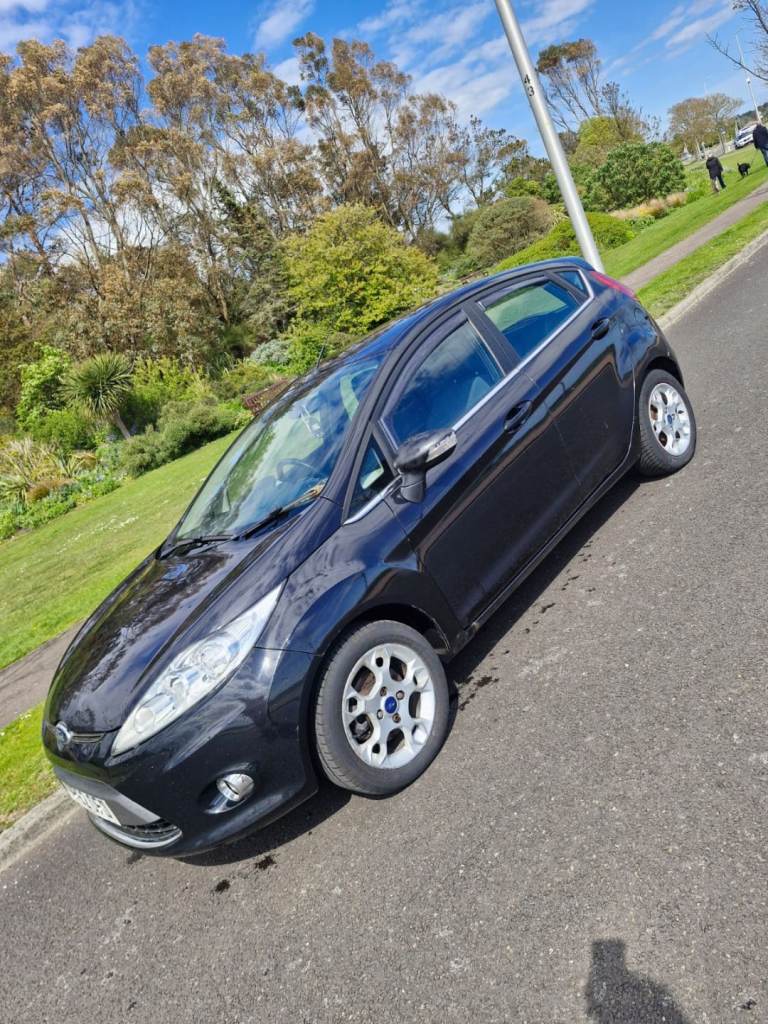 Ford, FIESTA, Hatchback, 2012, Manual, 1242 (cc), 5 doors