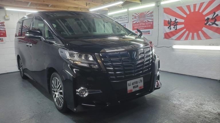 Toyota Alphard 2.5 black auto c pack 7 seat jap import 34k miles high grade 4.5