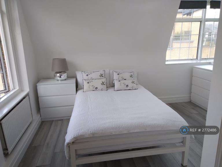 1 bedroom flat in Marble Arch Appartments, Central London, W1H (1 bed) (#2772486)