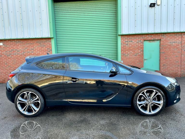 2015 (65) VAUXHALL ASTRA GTC 2.0 CDTI LIMITED EDITION 70,000 MILES UK DELIVERY