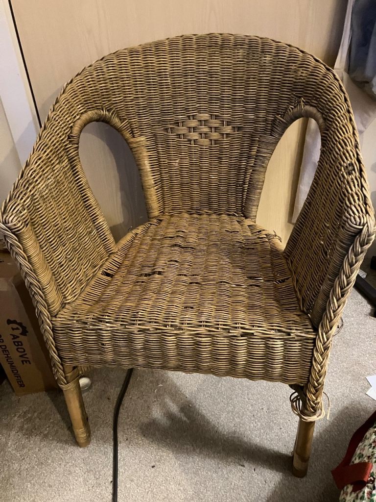 Wicker chair