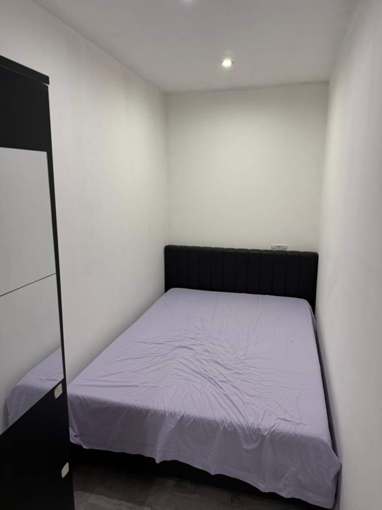Spacious and Cosy Studio Rooms for Rent in - RM3 7RU