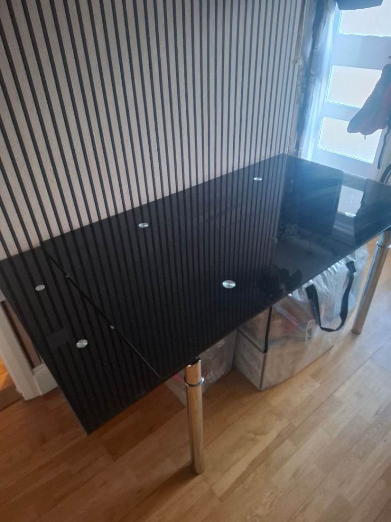 Glass dining table 