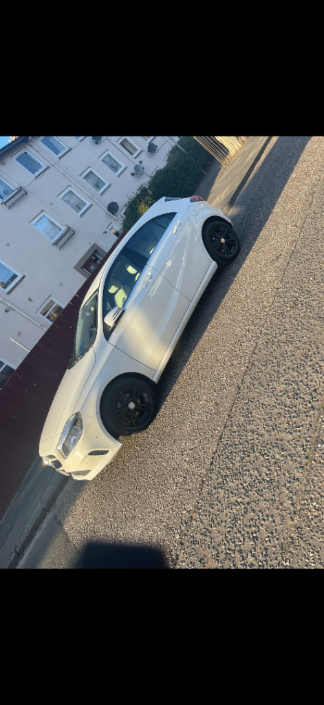 Mercedes-Benz, A CLASS, Hatchback, 2016, Manual, 1461 (cc), 5 doors
