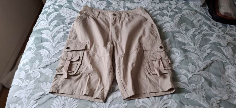 New Women's Solid Colour Loose Casual Cargo Shorts