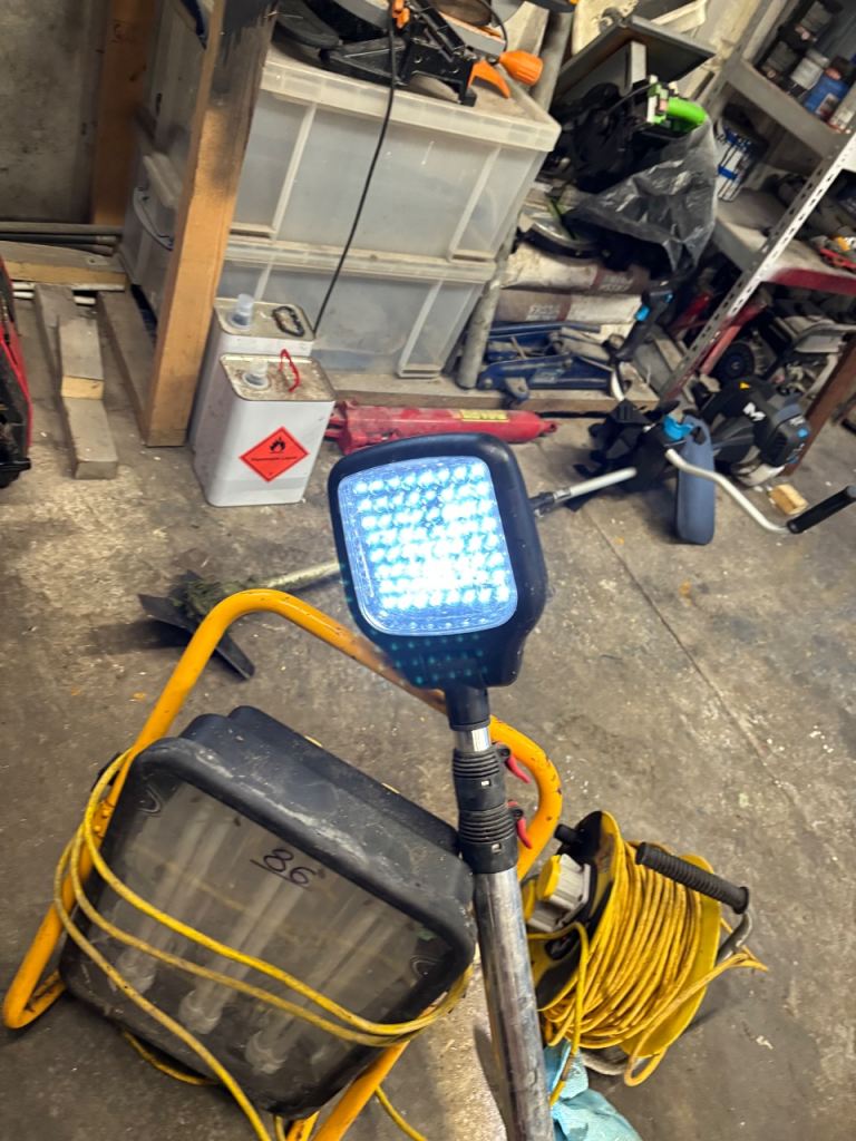 110 volt lightning 