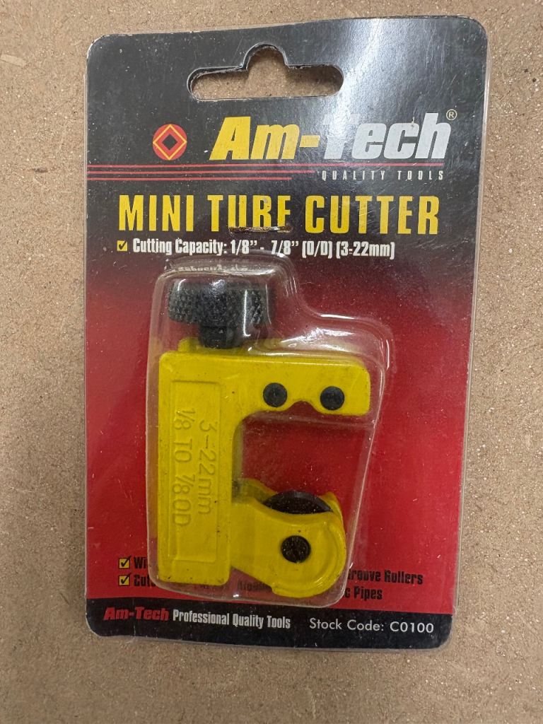 11x Am-tech Mini Tube Cutter 3-22mm – Brand New